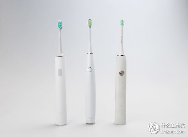 买电动牙刷，飞利浦、博朗、松下、小米看这篇就够了!